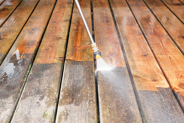 Best Commercial Building Pressure Washing  in Osceola, WI
